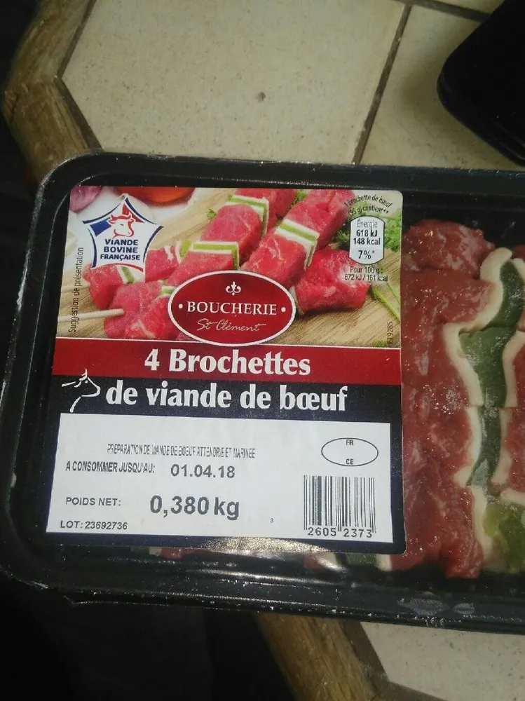 4 brochettes de viande de bœuf
