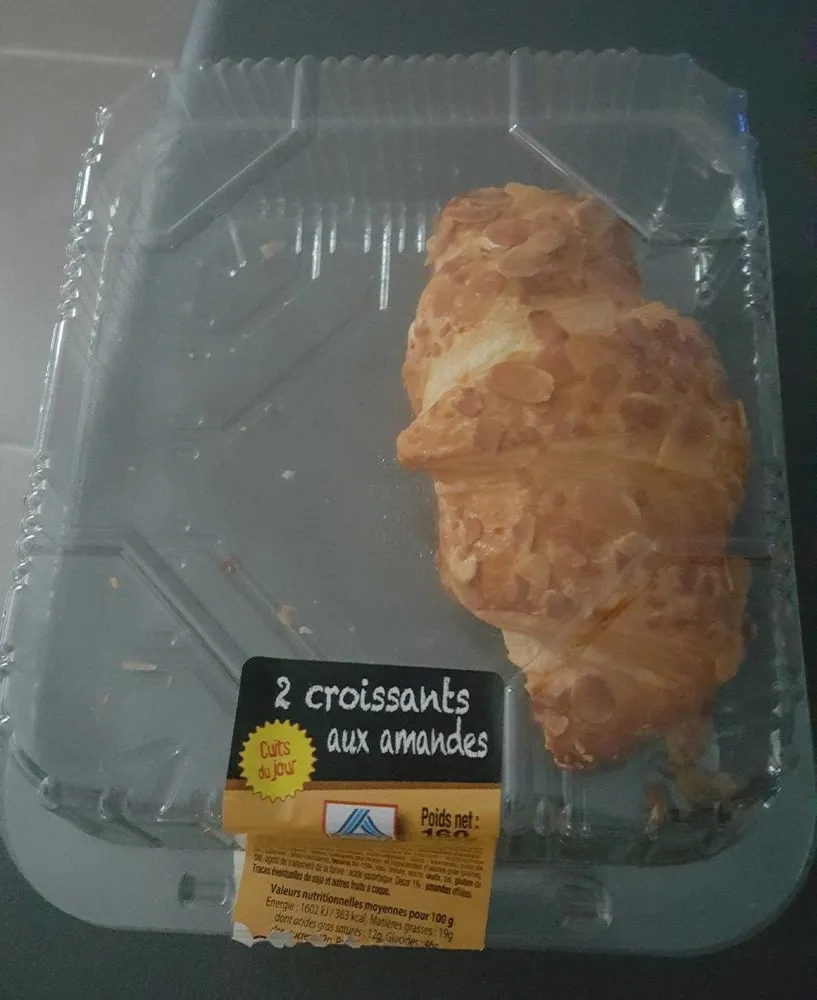 Croissant aux amandes