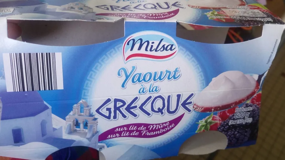 Yaourt à la Grecque sur lit de Mûre, sur lit de Framboise