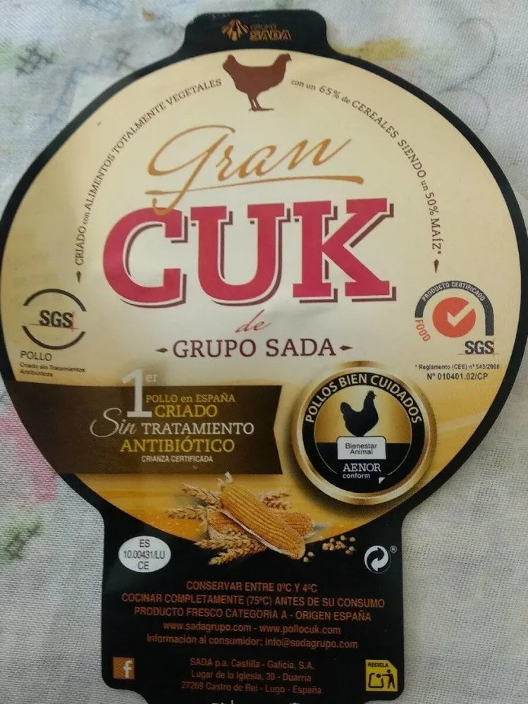 Pollo criado sin tratamiento antibiótico
