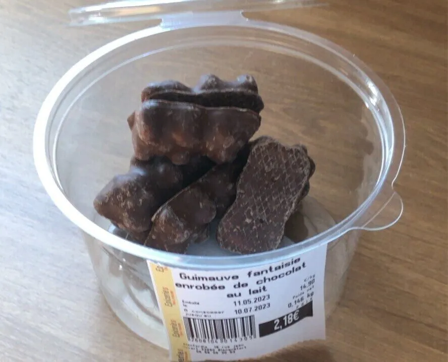 Guimauve, fantaisie, enrobés de chocolat au lait