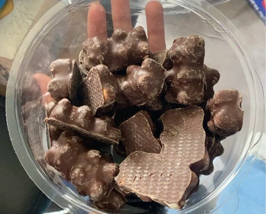 Guimauve fantaisie enrobee de chocolat au lait