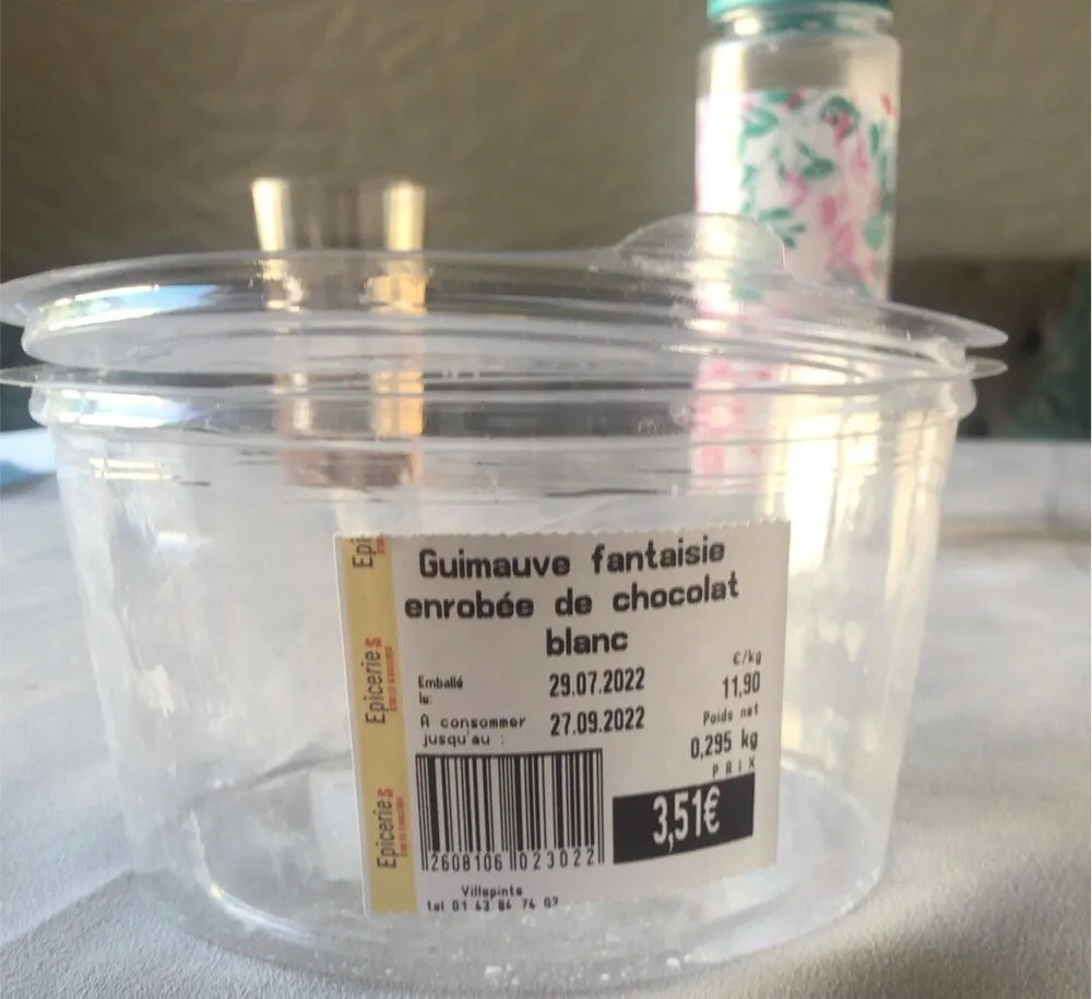 Guimauve fantaisie enrobee de chocolat blanc