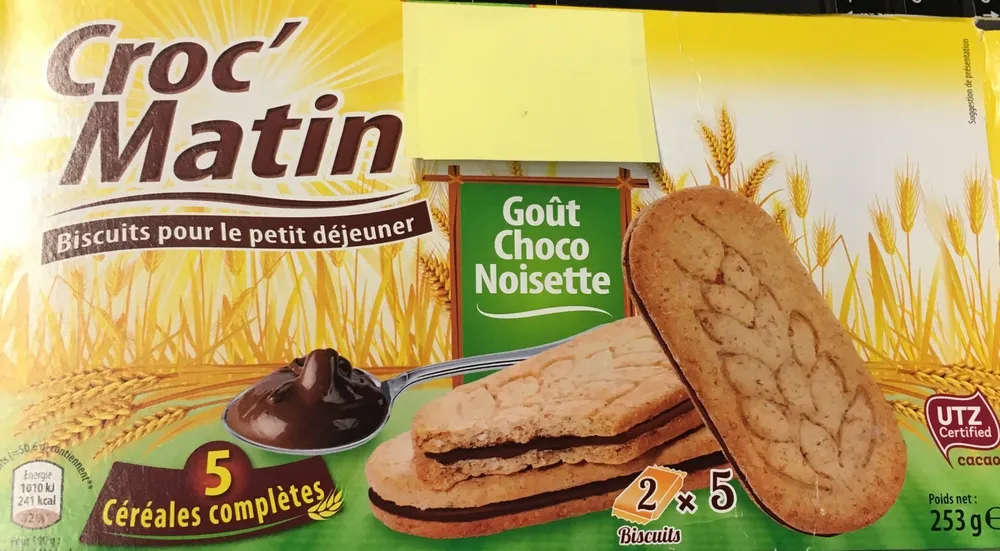 Biscuits aux céréales fourrées goût choco noisette