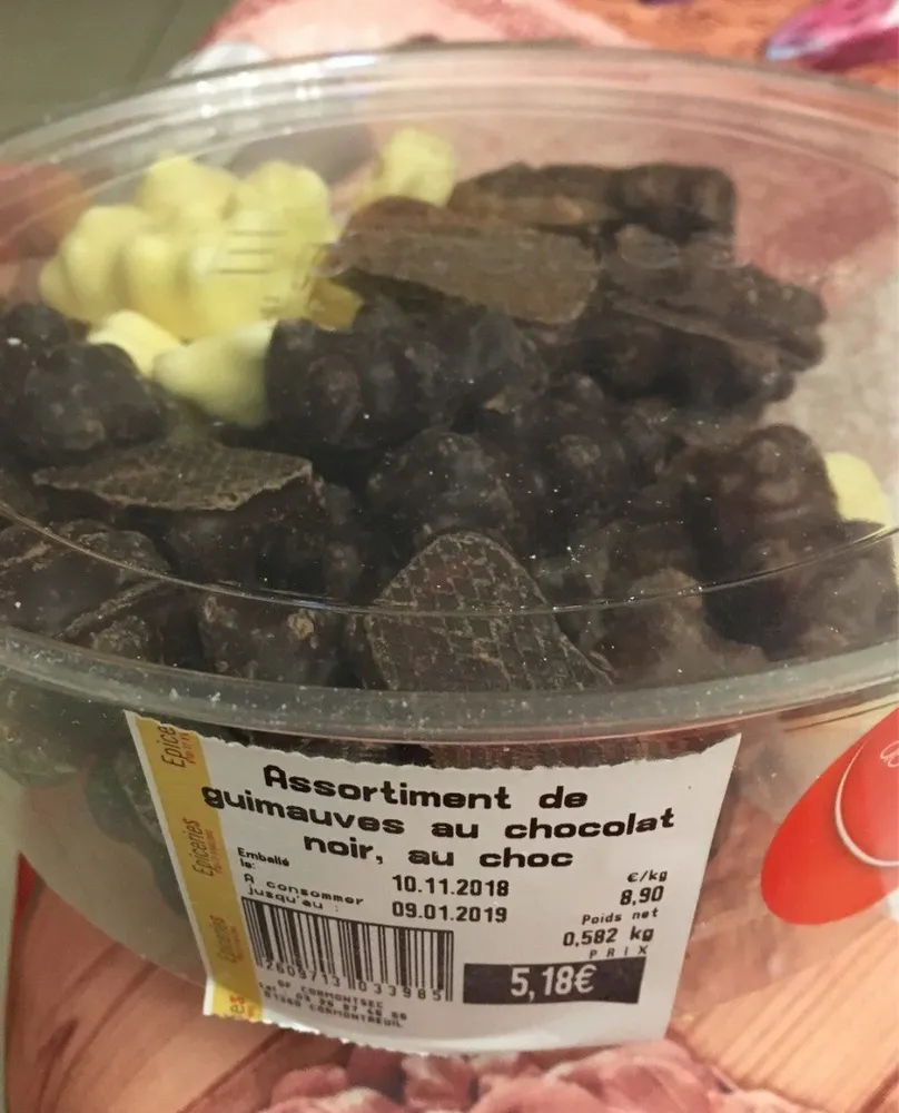 Assortiment de gimauve au chocolat