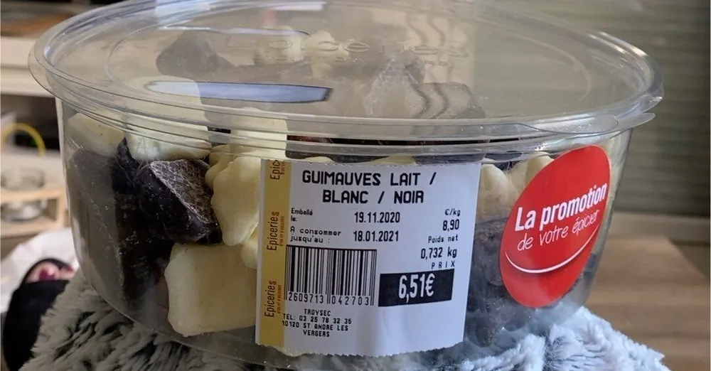 Guimauve lait / blanc / noir