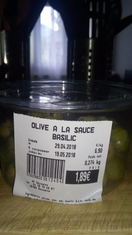 olive a la sauce basilic