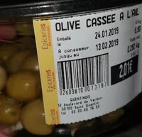 Olive cassé à l ail
