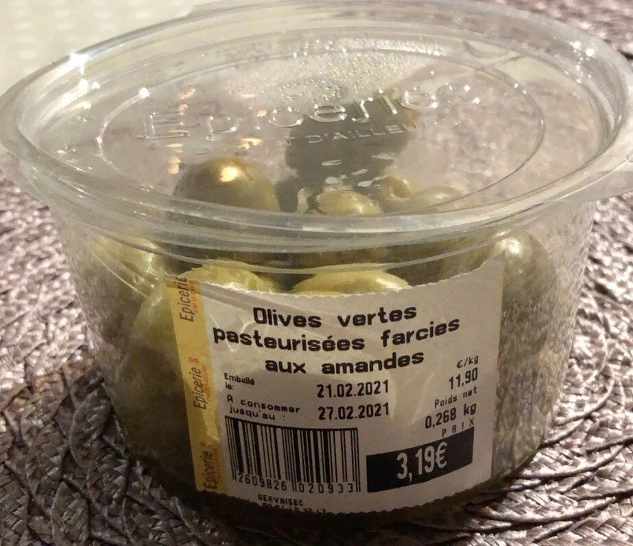 Olives vertes pasteurisées farcies aux amandes