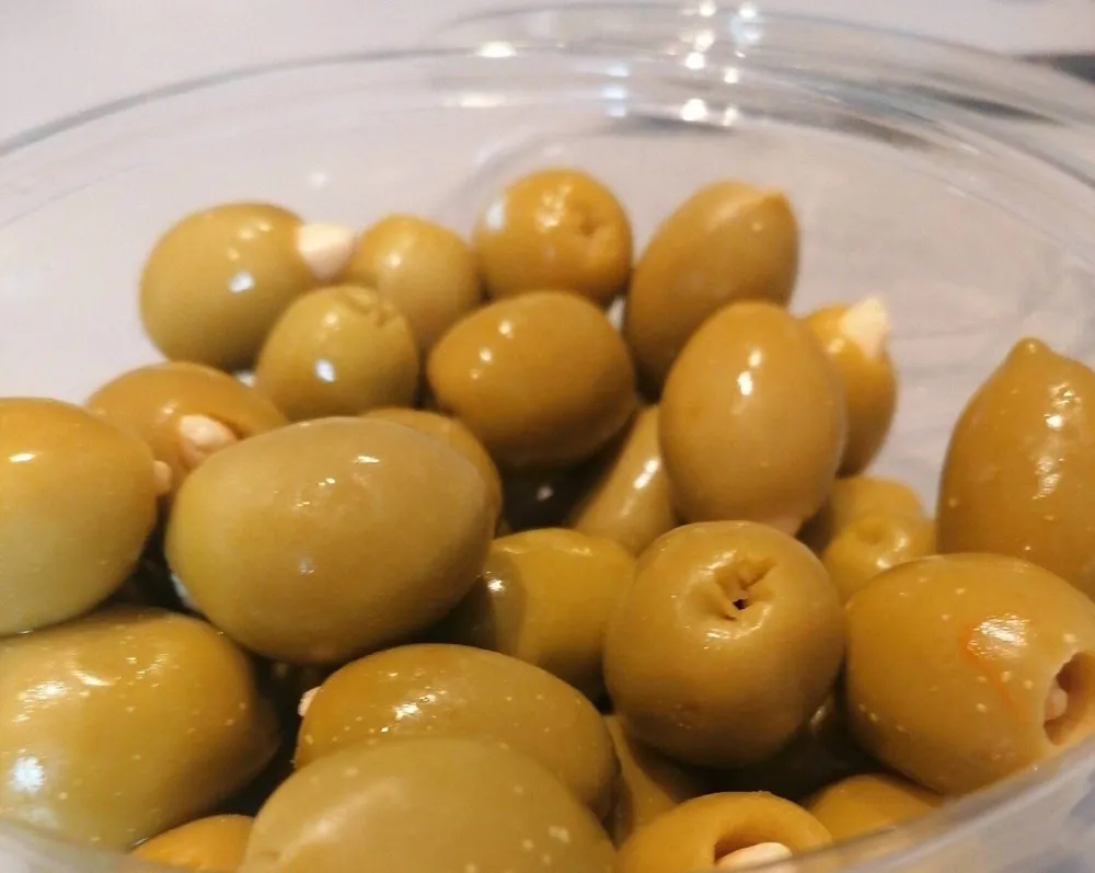 Olives vertes pasteurisées farcies aux amandes