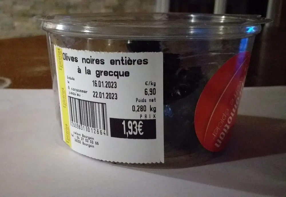 Olives noire entières à la grecque