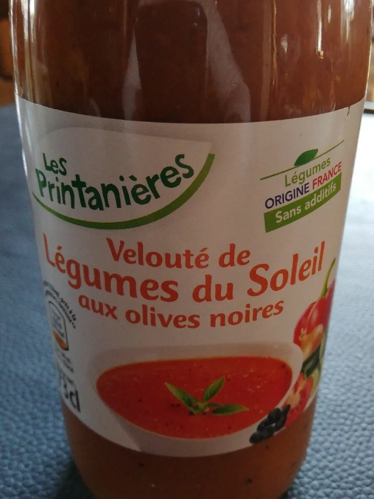 Velouté de légumes du soleil aux olives noires