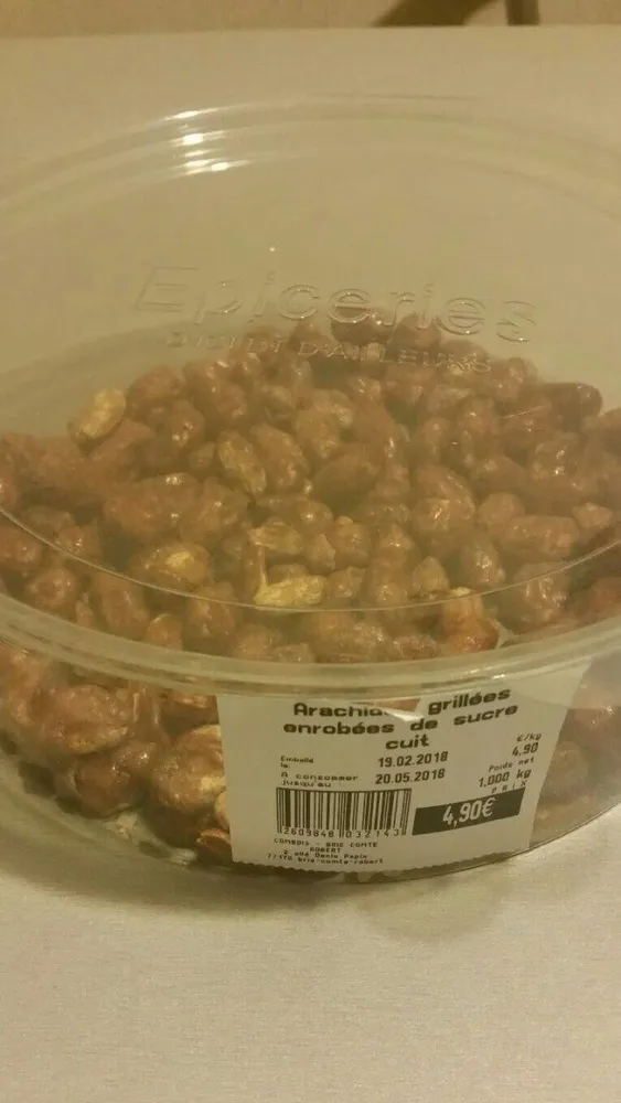 Arachides grillées enrobées de sucre cuit