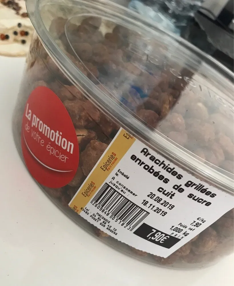 Arachides grillées enrobées de sucre