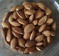Amandes décortiquées