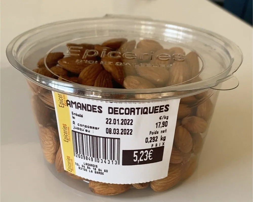 Amandes Decortiquees