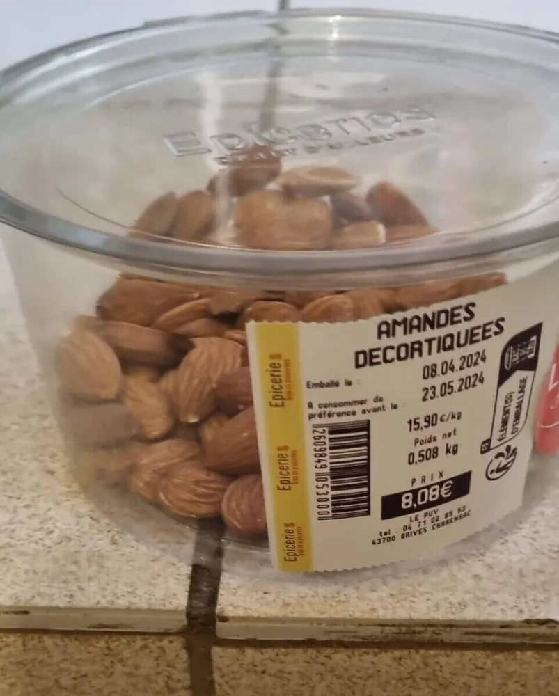 Amandes décortiquées