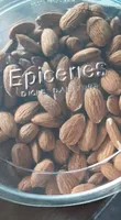 Amandes décortiquées