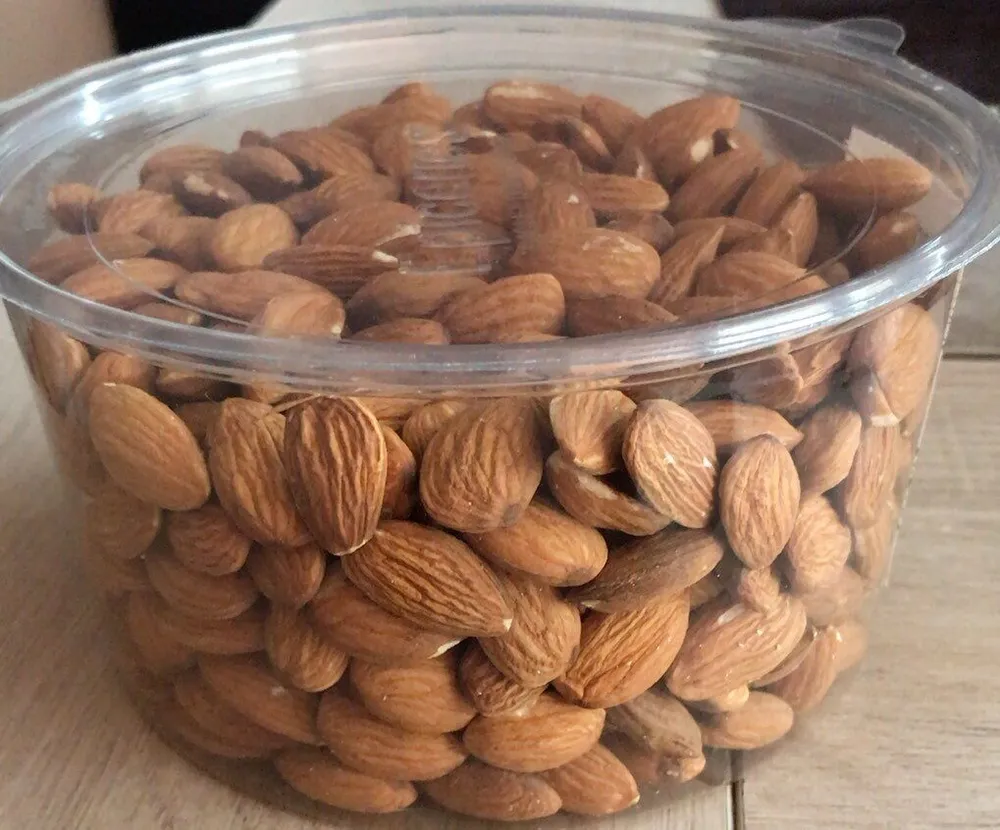 Amandes decortiquées