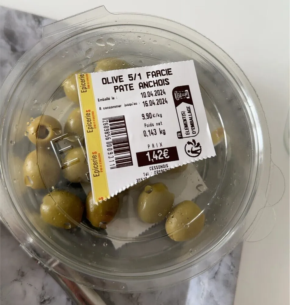 olive farcie a la pate d’anchois