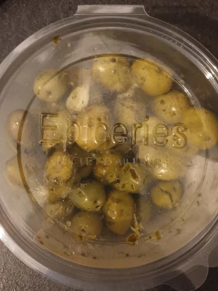 Olives sauce pistou