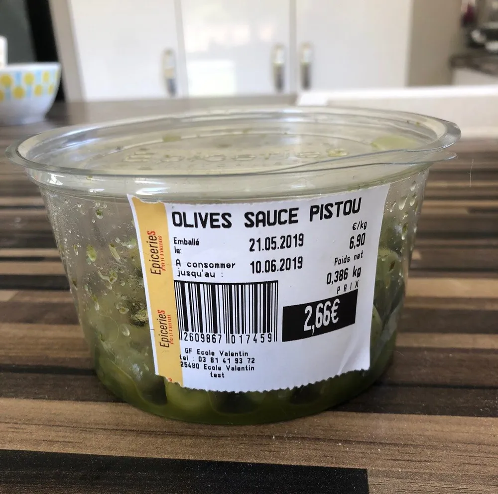 Olives sauce pistou
