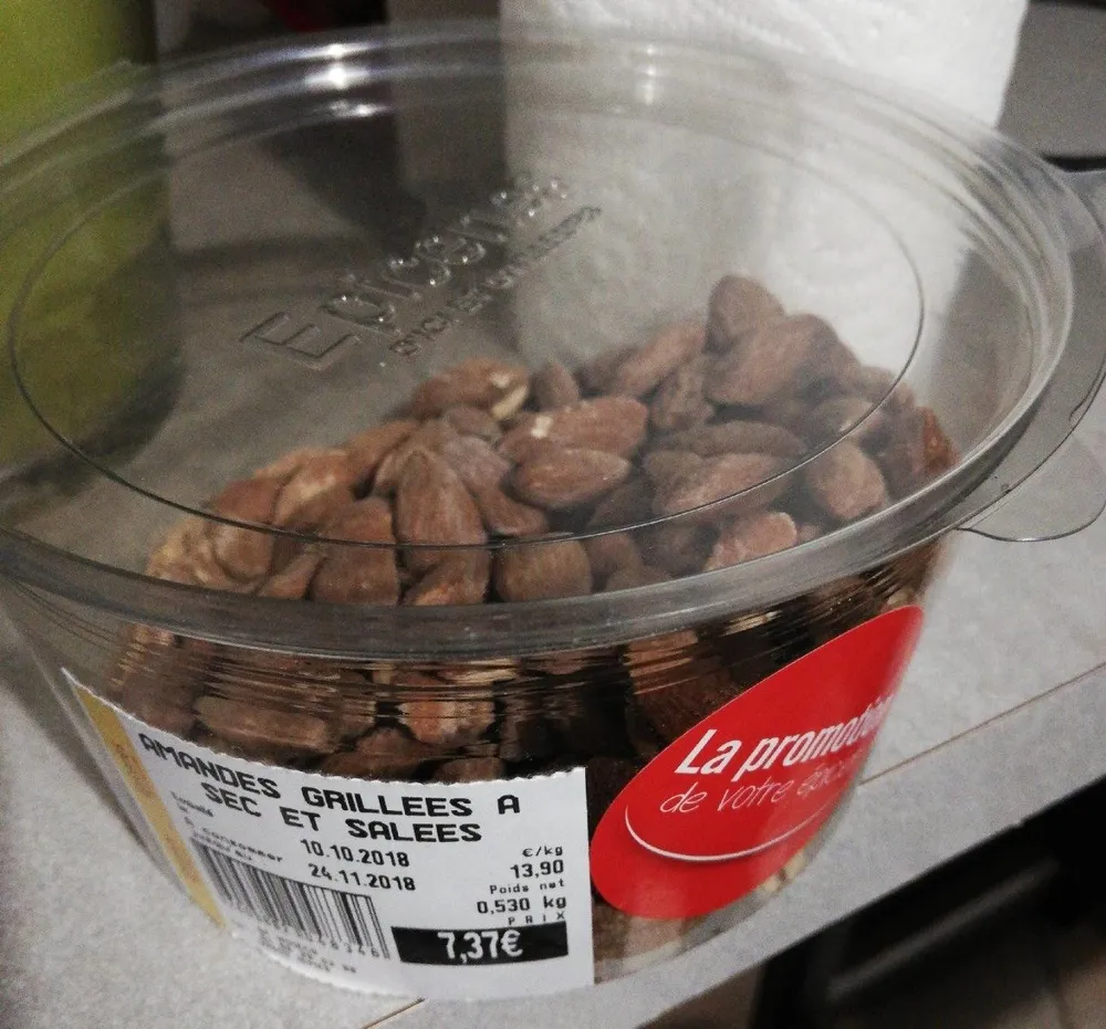 Amandes grillées à sec et salees