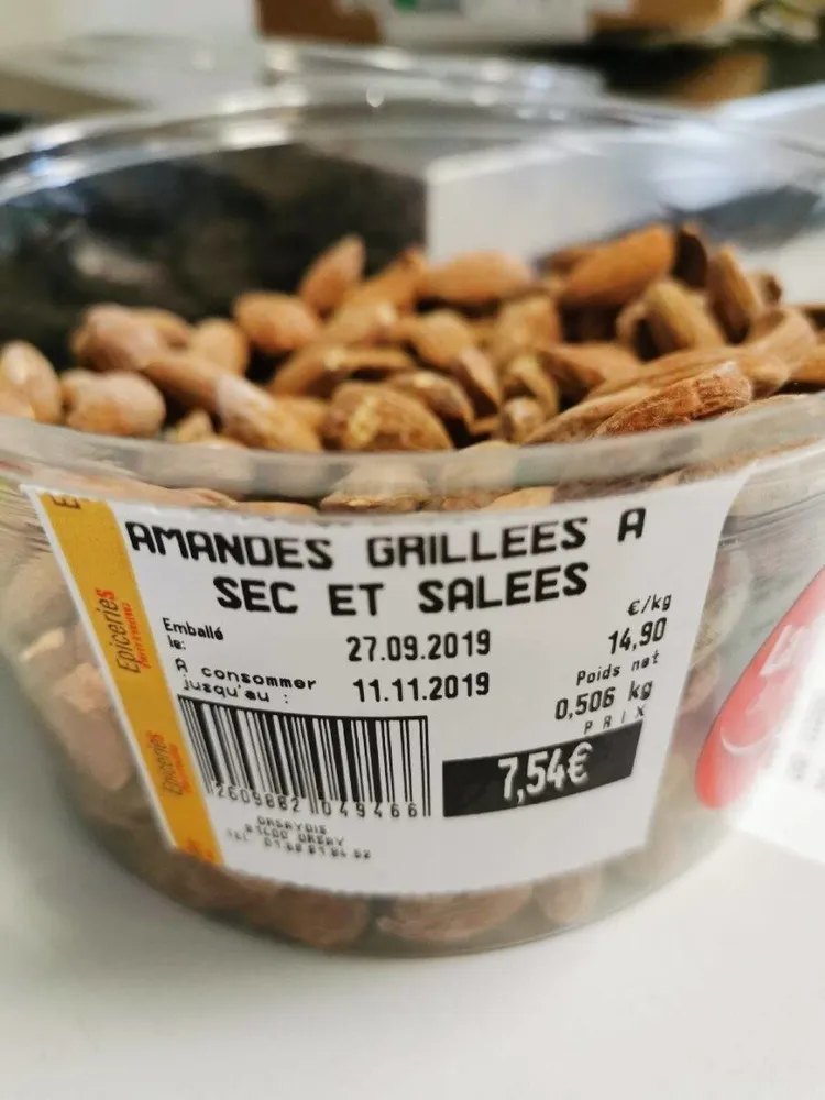 Amandes grillées et salées