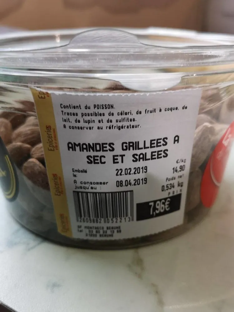 Amandes grillées à sec et salées