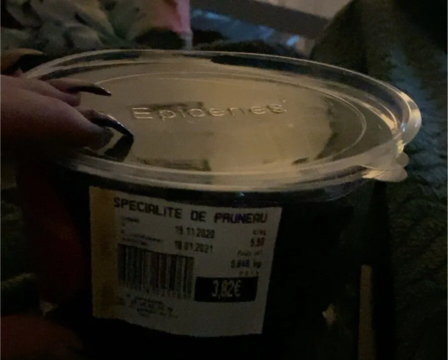 Pruneau