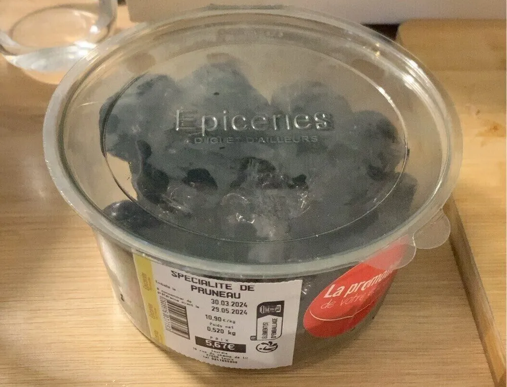 Specialite de pruneau