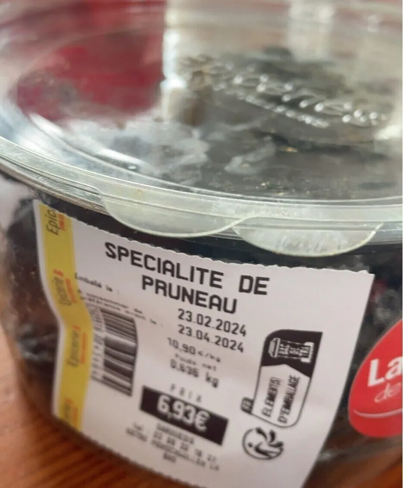 Specialite de pruneau
