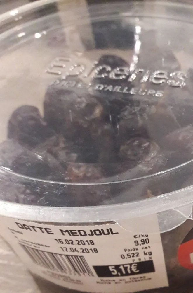 Dattes medjoul