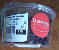 Cranberries séchées en moitié