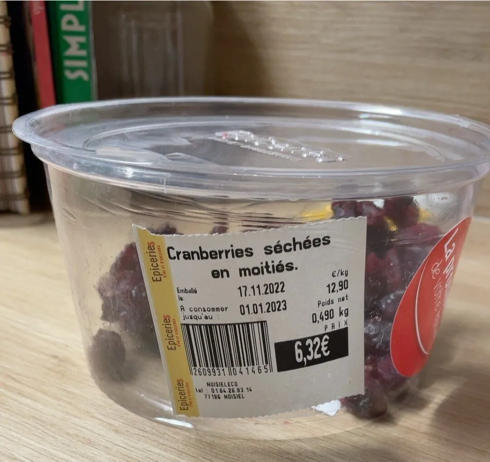 Cranverries séchées en moitiés