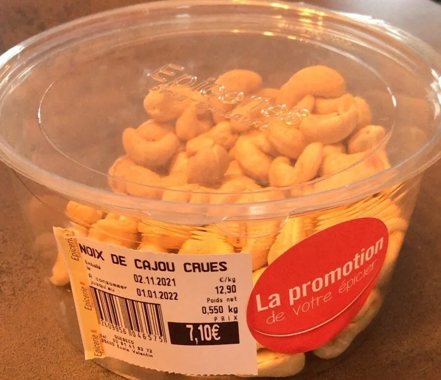 Noix de cajou crues