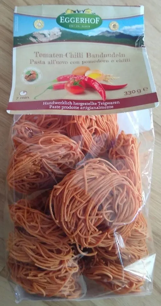 Tomaten-Chili Bandnudeln