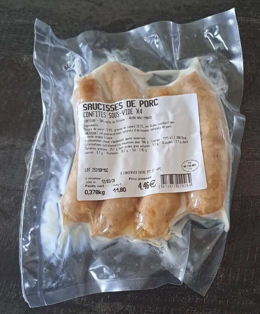 Saucisses de porc confites