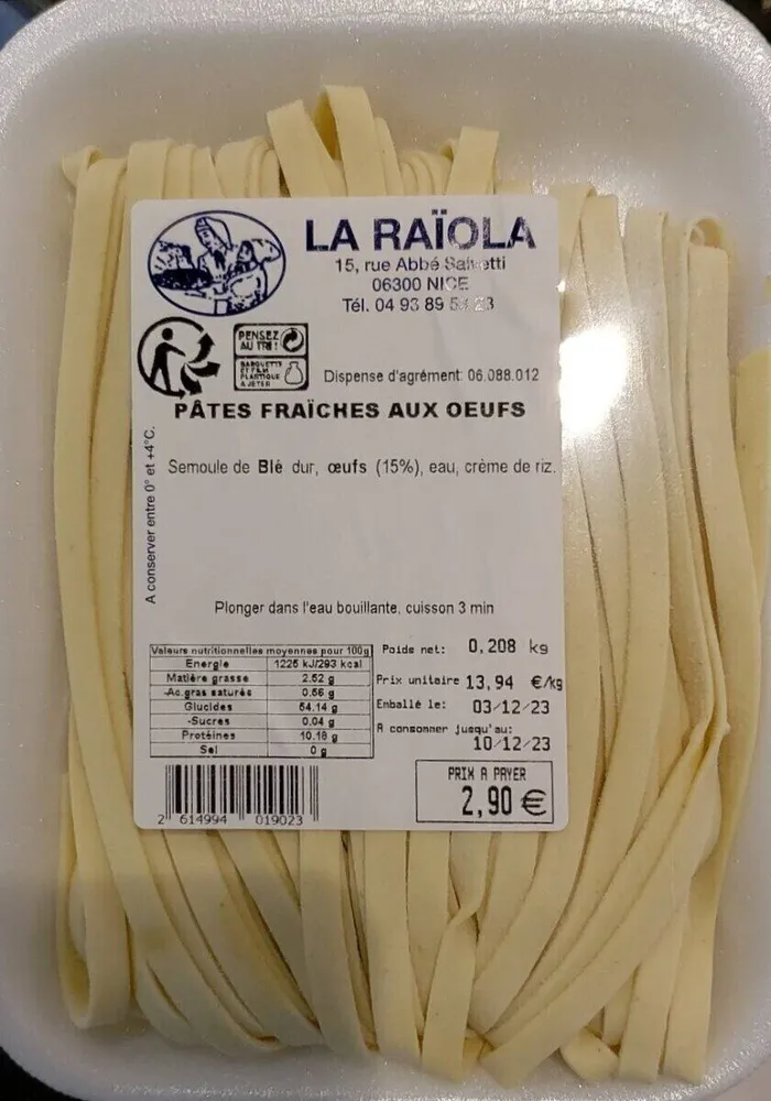 Pâtes fraîches aux œufs