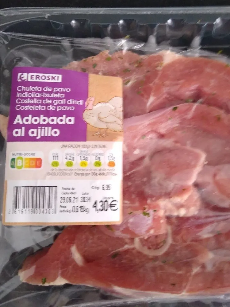 Chuleta de pavo adobada al ajillo