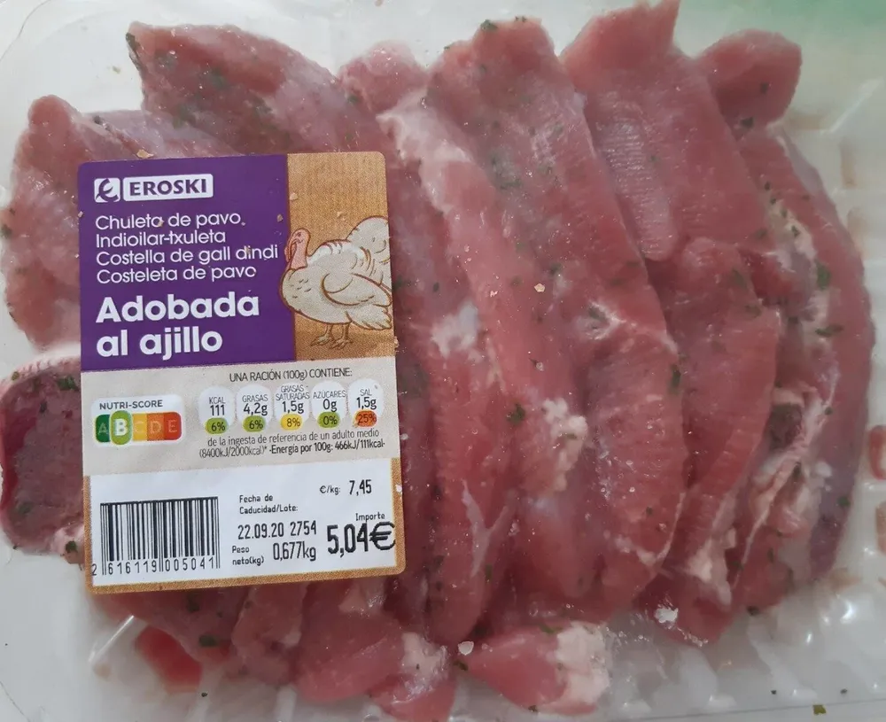 Chuleta de pavo adobada al ajillo