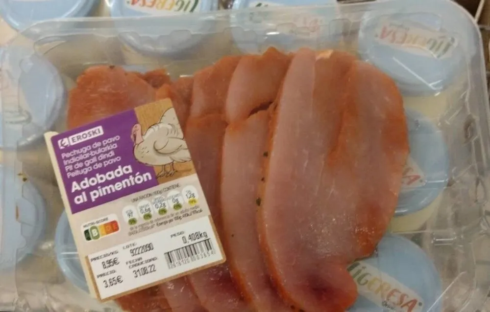 Pechuga de pavo adobada al pimentón