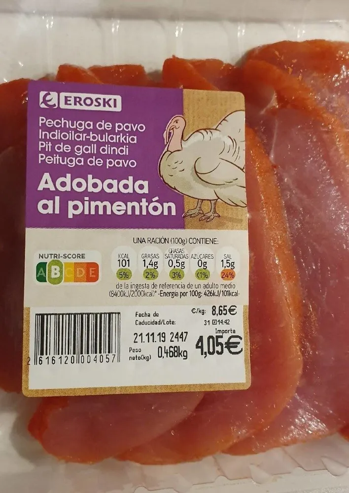 Pechuga adobada al pimentón