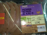 Pechuga de pavo al ajillo