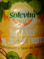 Mélange de jus de fruits