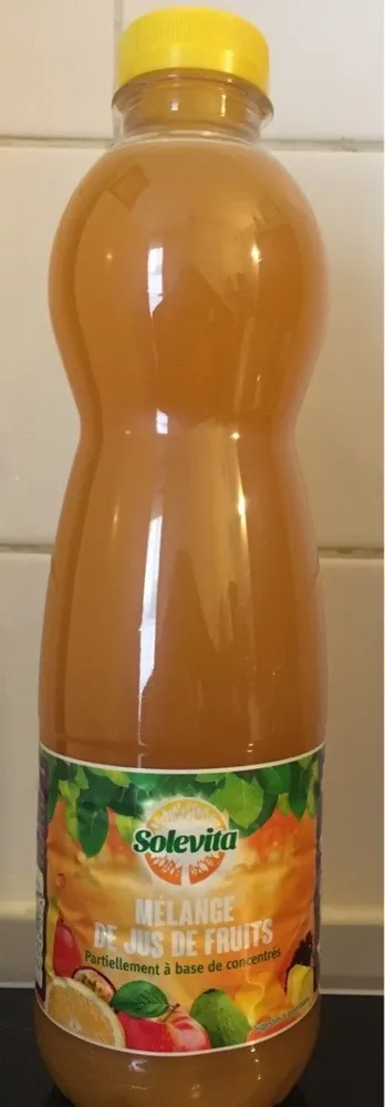 Mélange de jus de fruits