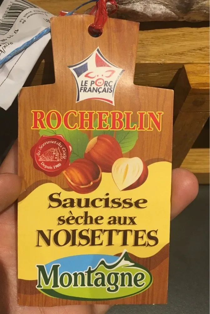 Saucisse sèche aux noisettes