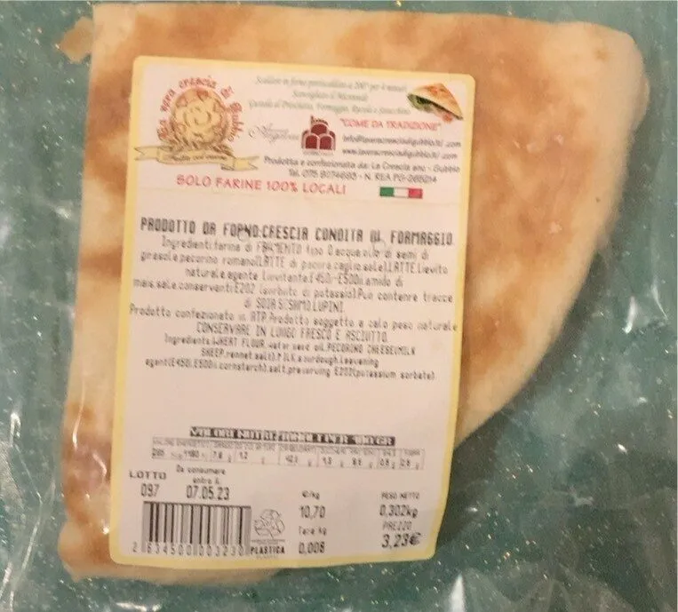 Crescia al formaggio