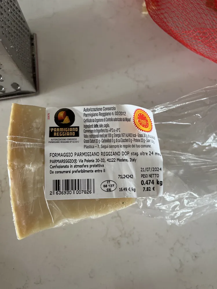 FORMAGGIO PARMIGIANO REGGIANO DOP stag. oltre 24 mesi