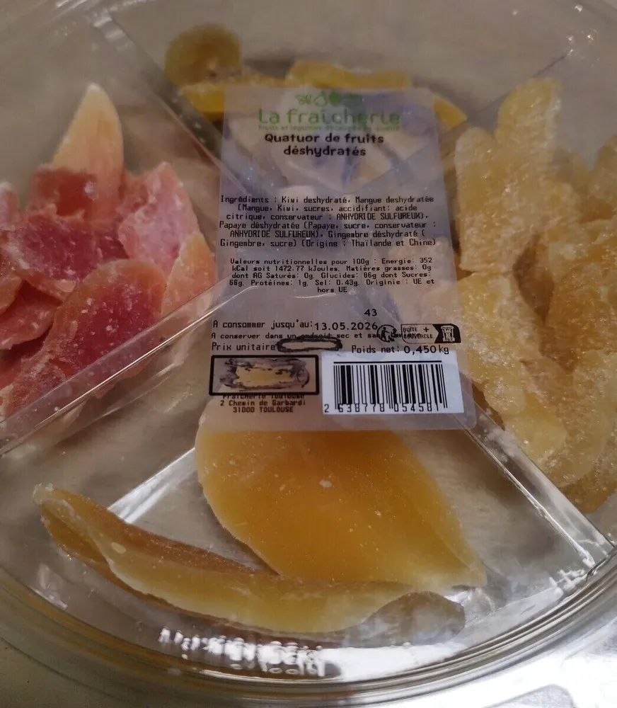Quatuor de fruits déshydratés